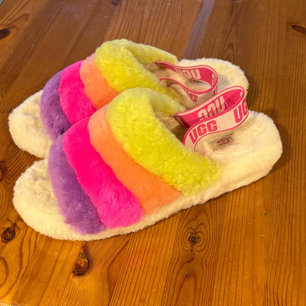 UGG Multicolor Fluffy Slippers - Picture 3 of 8